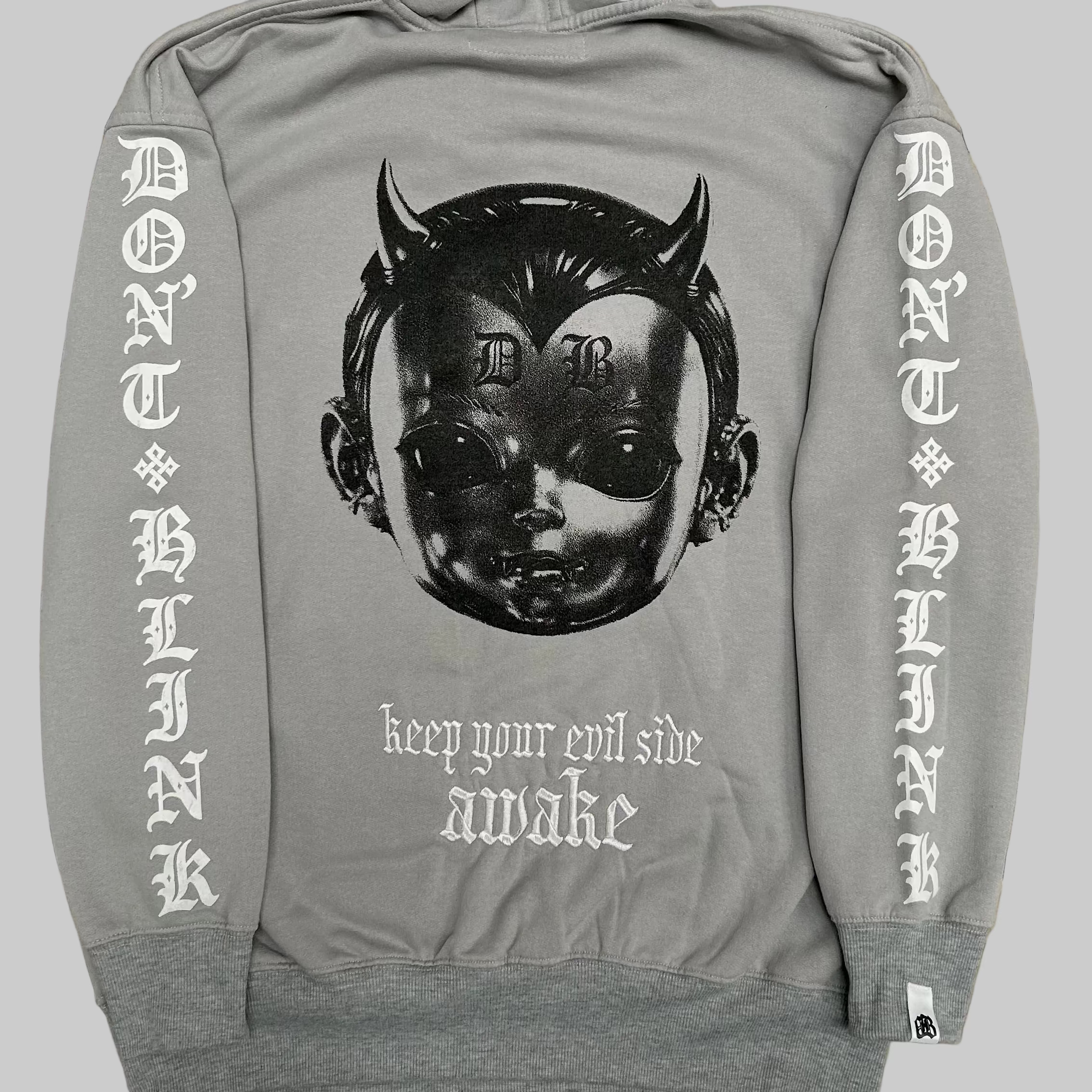 Canguro Evil Gris